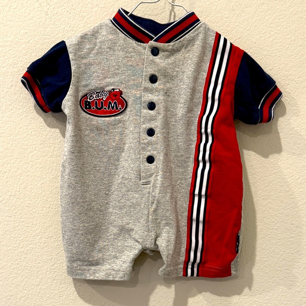 Baby B.U.M. Vintage Gray and Red Infant Romper Size 3-6 Months‎